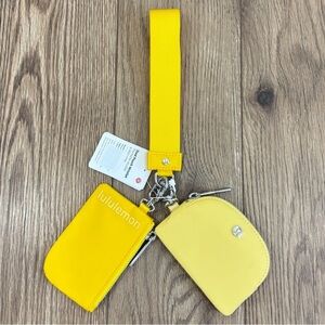 NWT Lululemon Dual Pouch Wristlet In Maze Yellow/Lemon Wash